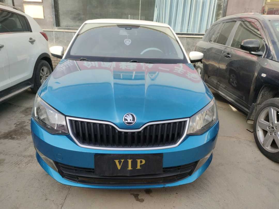 Skoda Fabia 2015 изображение автомобиля 