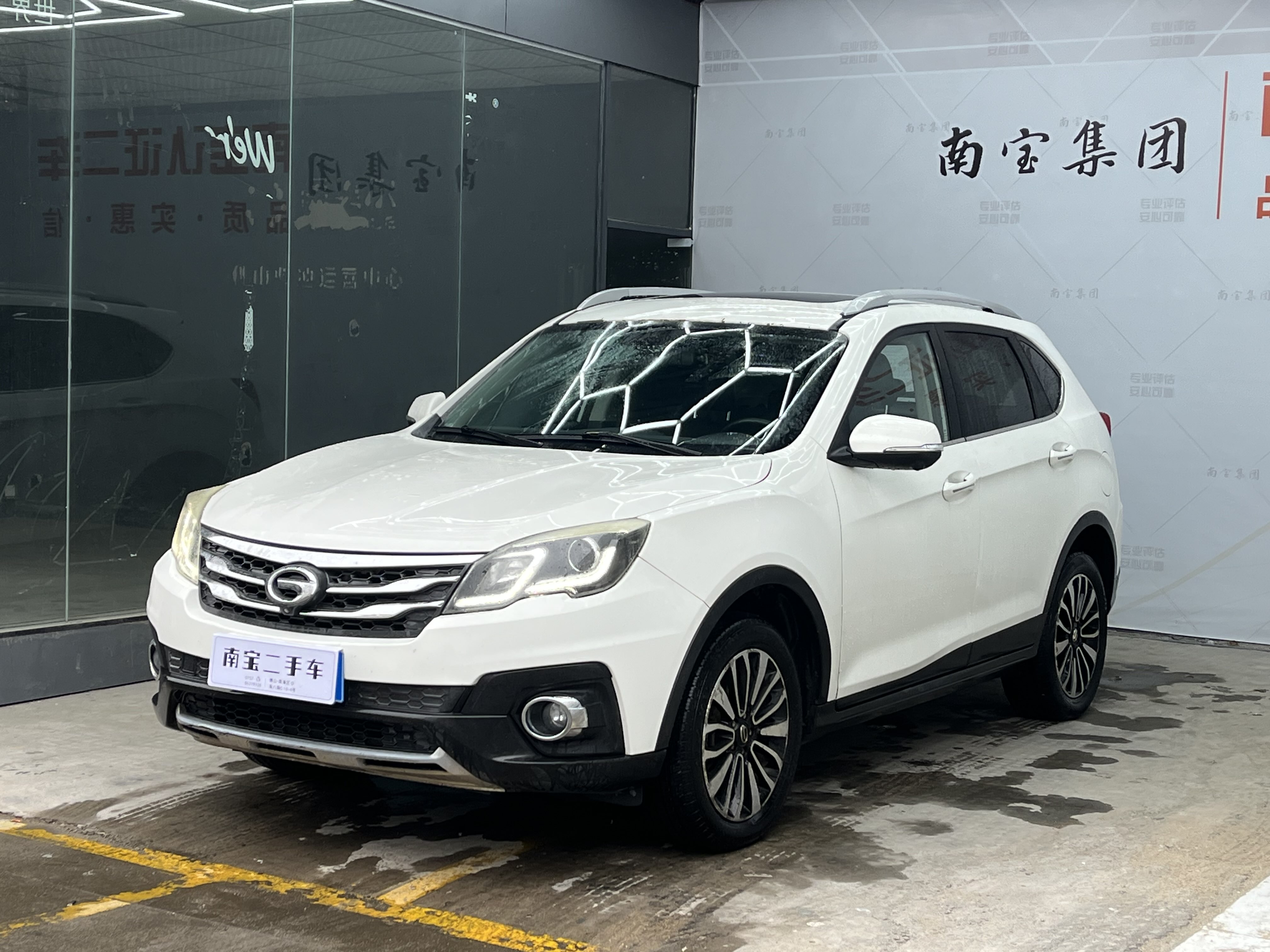 GAC Trumpchi GS5 Super 2015 car image 