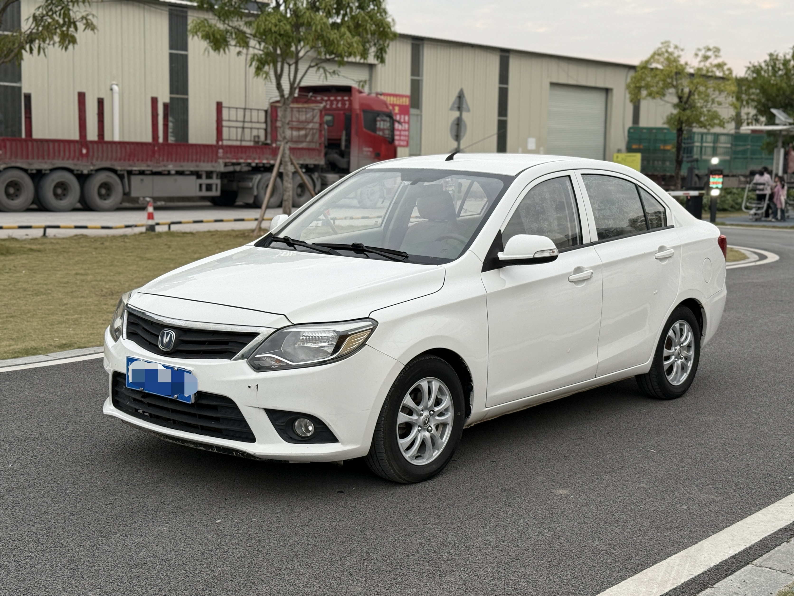 Changan Alsvin V3 2016 car image 