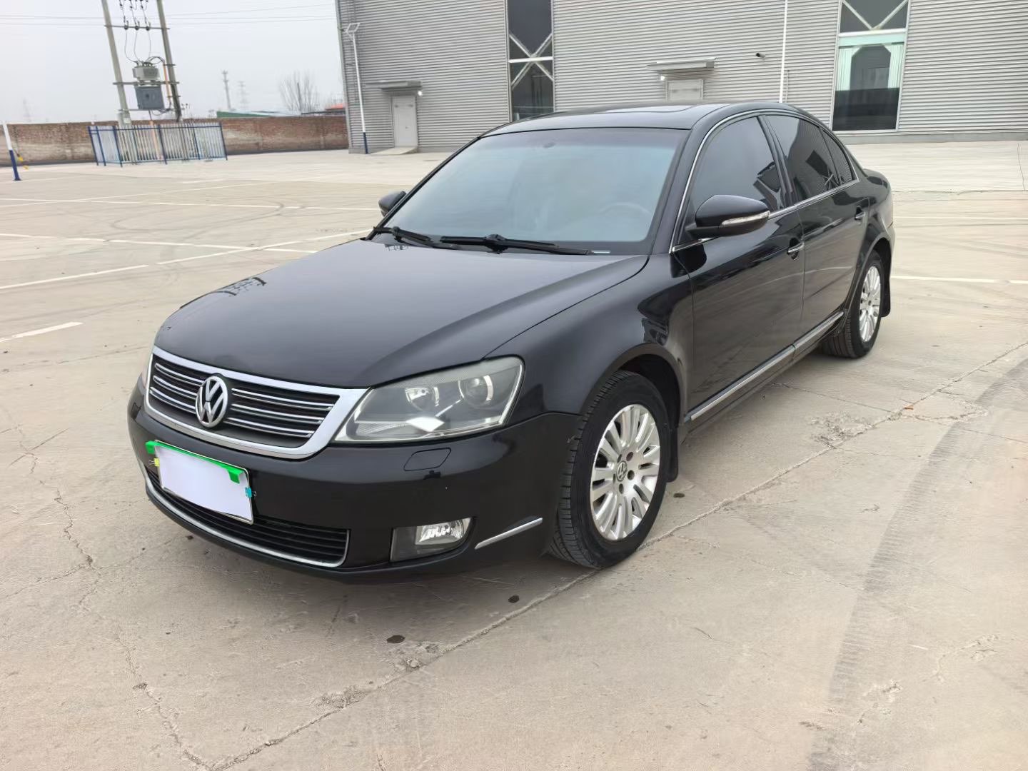 Volkswagen Passat Lingyu 2010 car image 