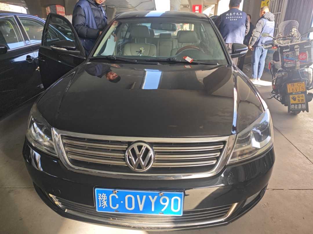 Volkswagen Passat Lingyu 2009 car image 
