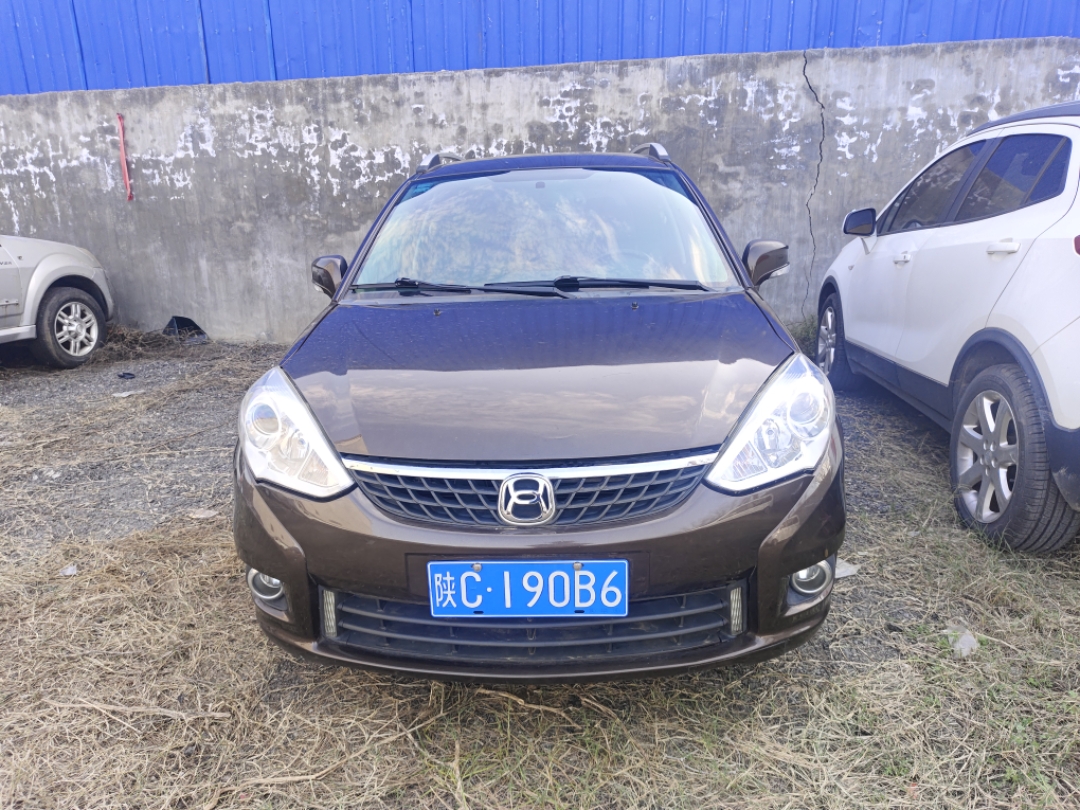 Suzuki Liana A6 2014 immagine di auto 