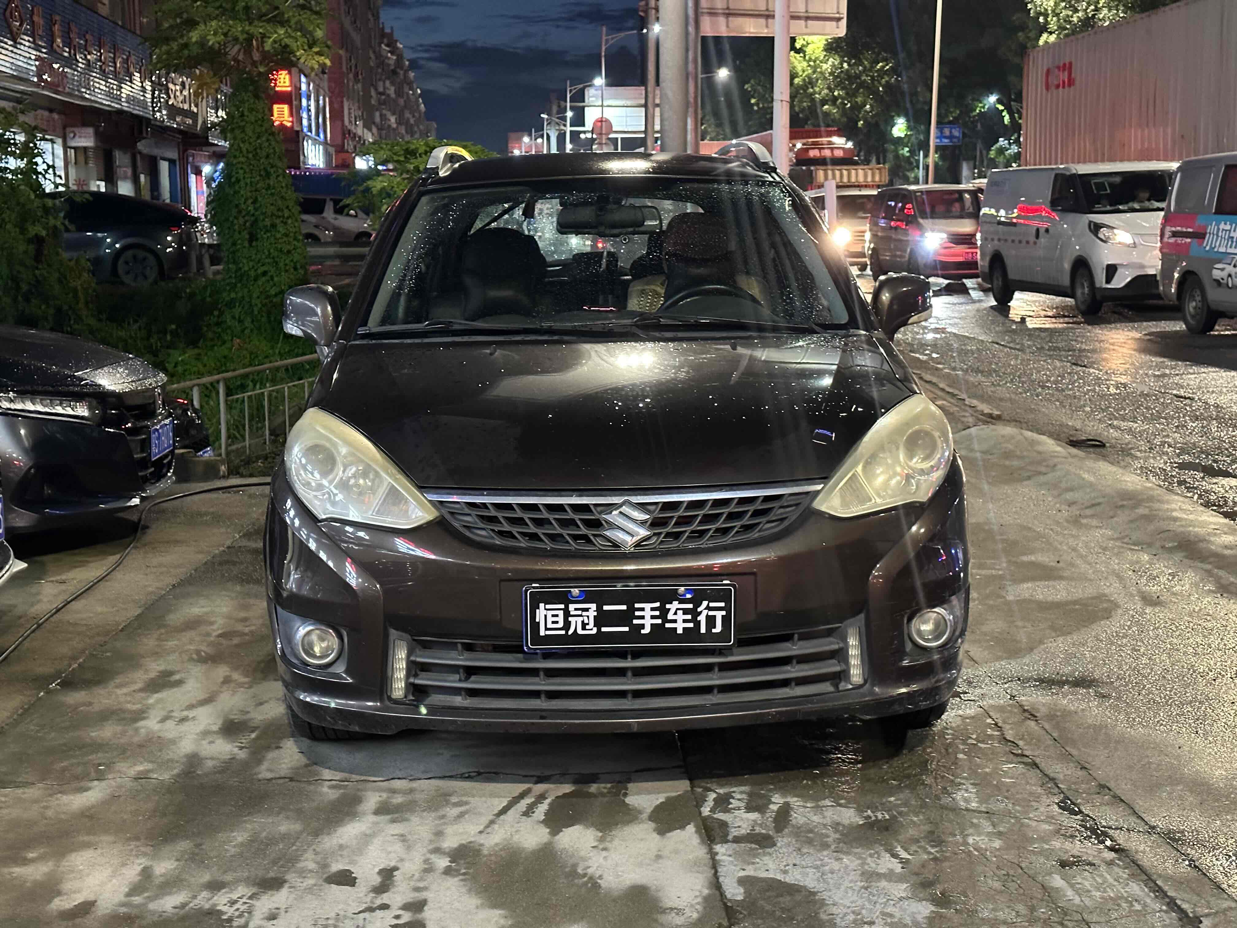 Suzuki Liana A6 2014 immagine di auto 