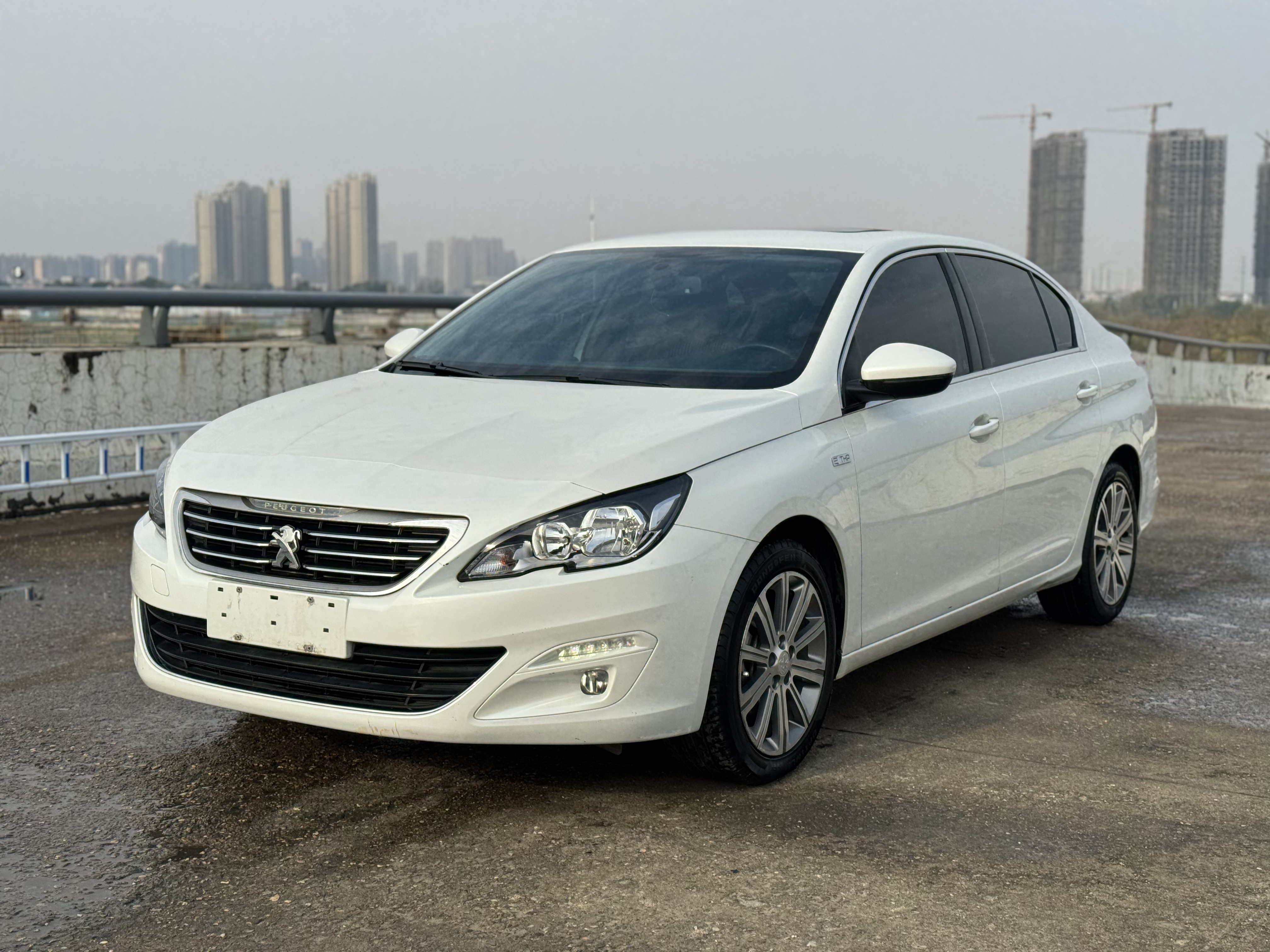 Peugeot 408 2016 Peugeot 408 2016 car image