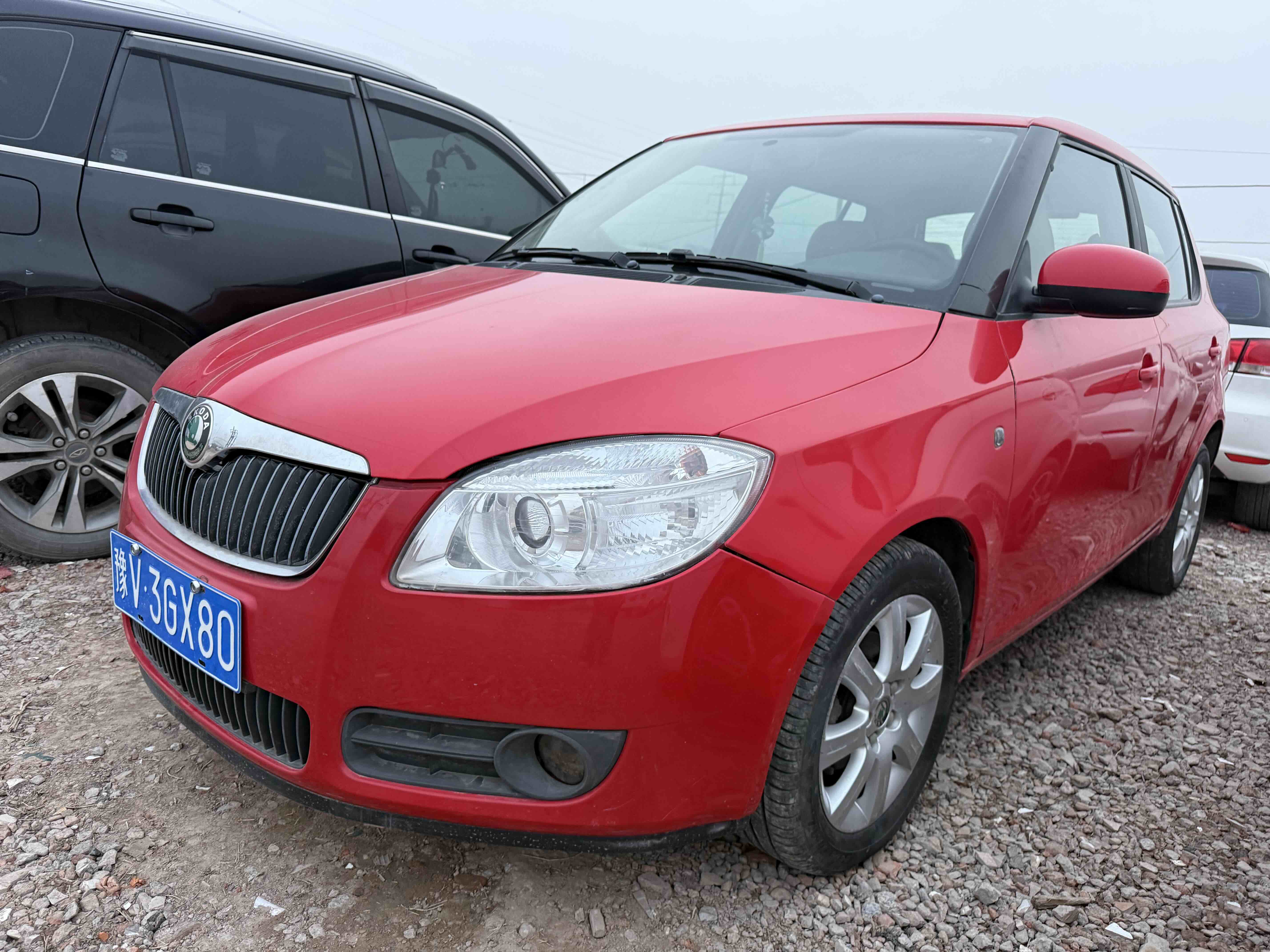 Skoda Fabia 2011 изображение автомобиля 