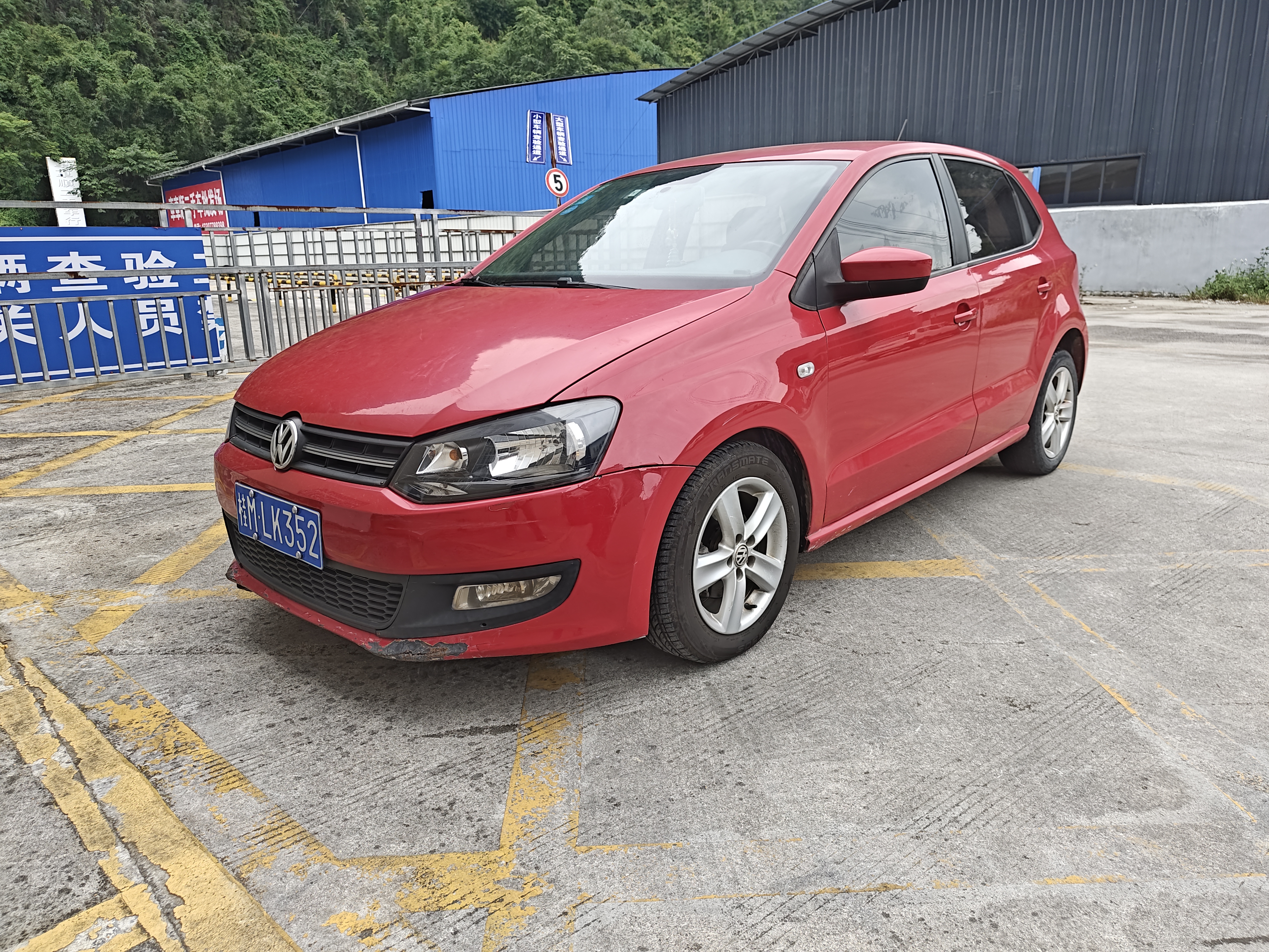 Polo 2011 Polo 2011 car image
