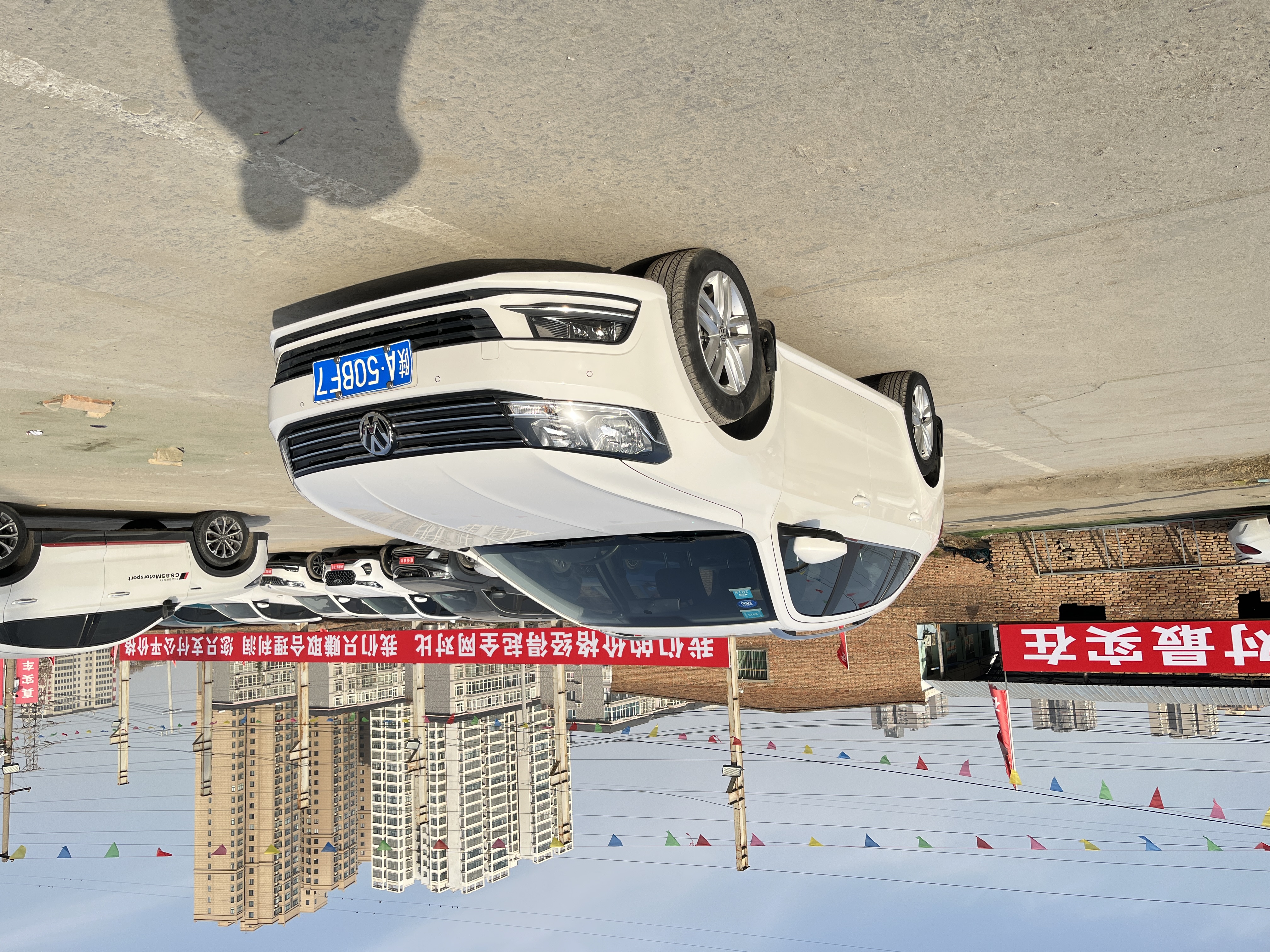 Volkswagen Gran Lavida 2016 immagine di auto 