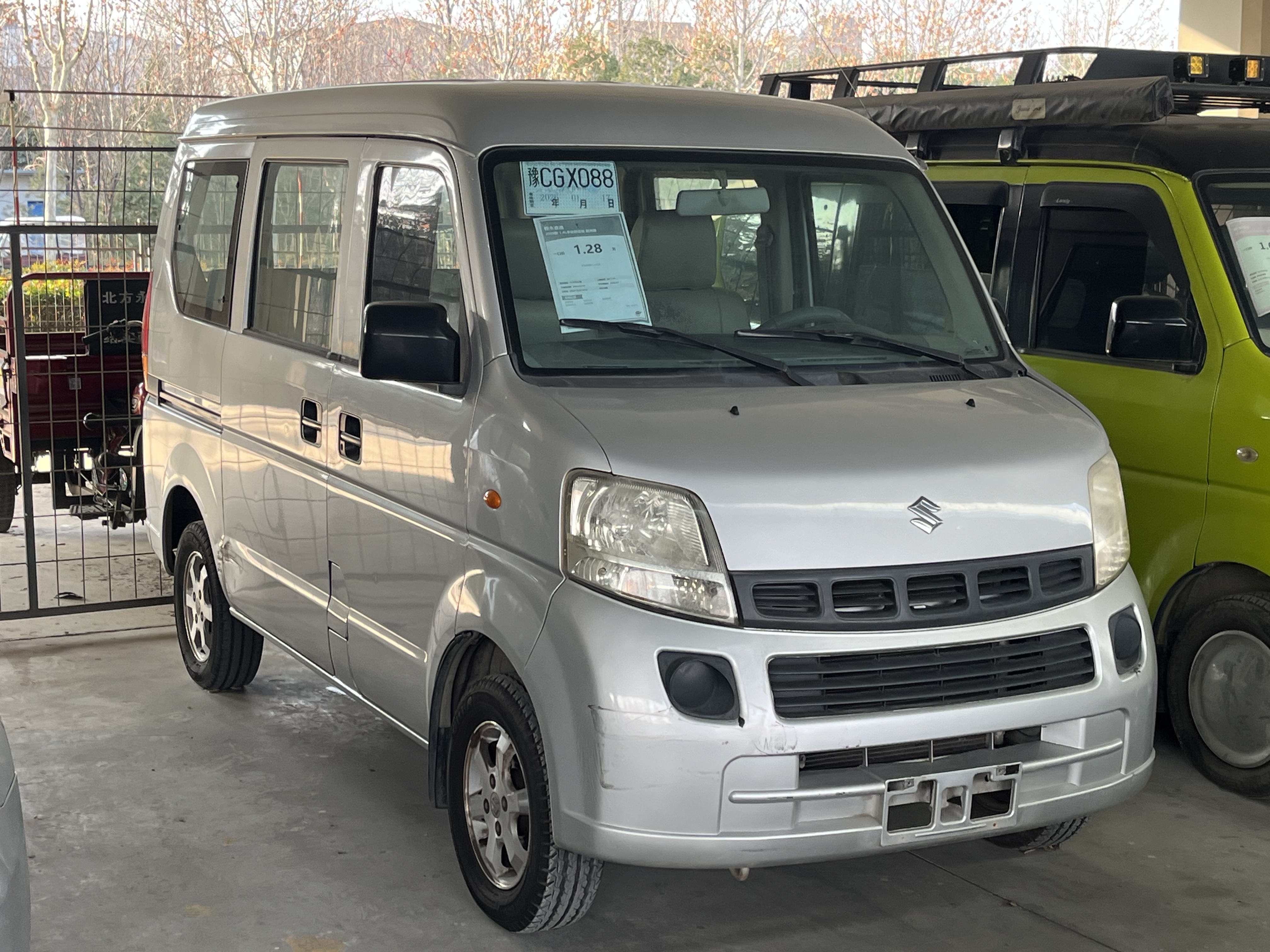 Suzuki Landy 2013 immagine di auto 