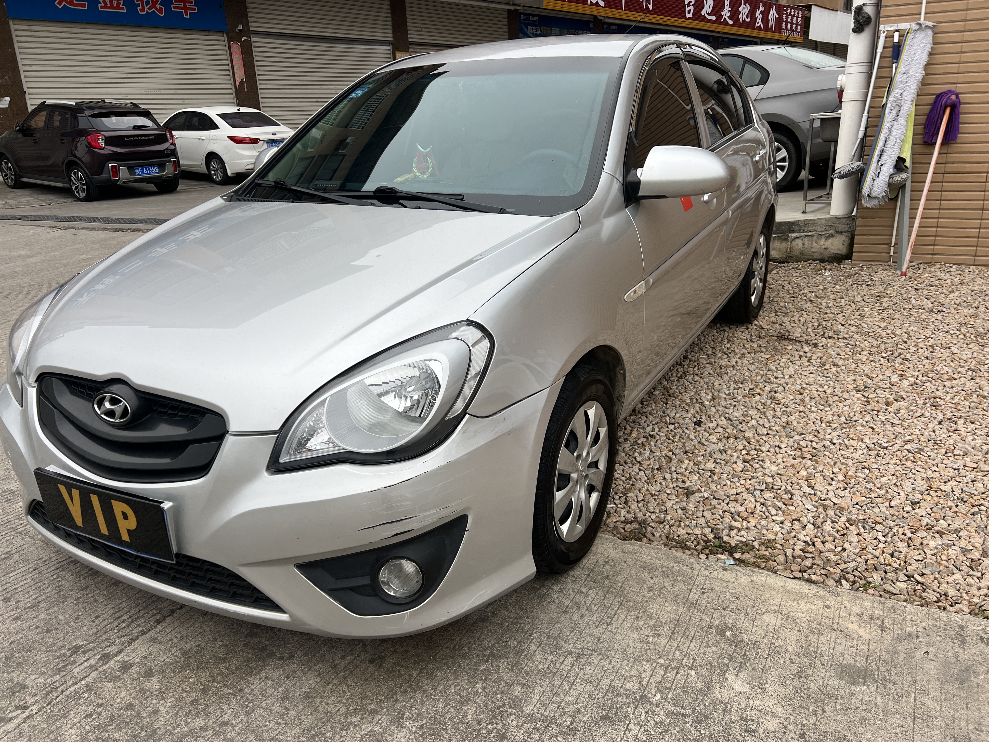 Hyundai Accent 2012 car image 