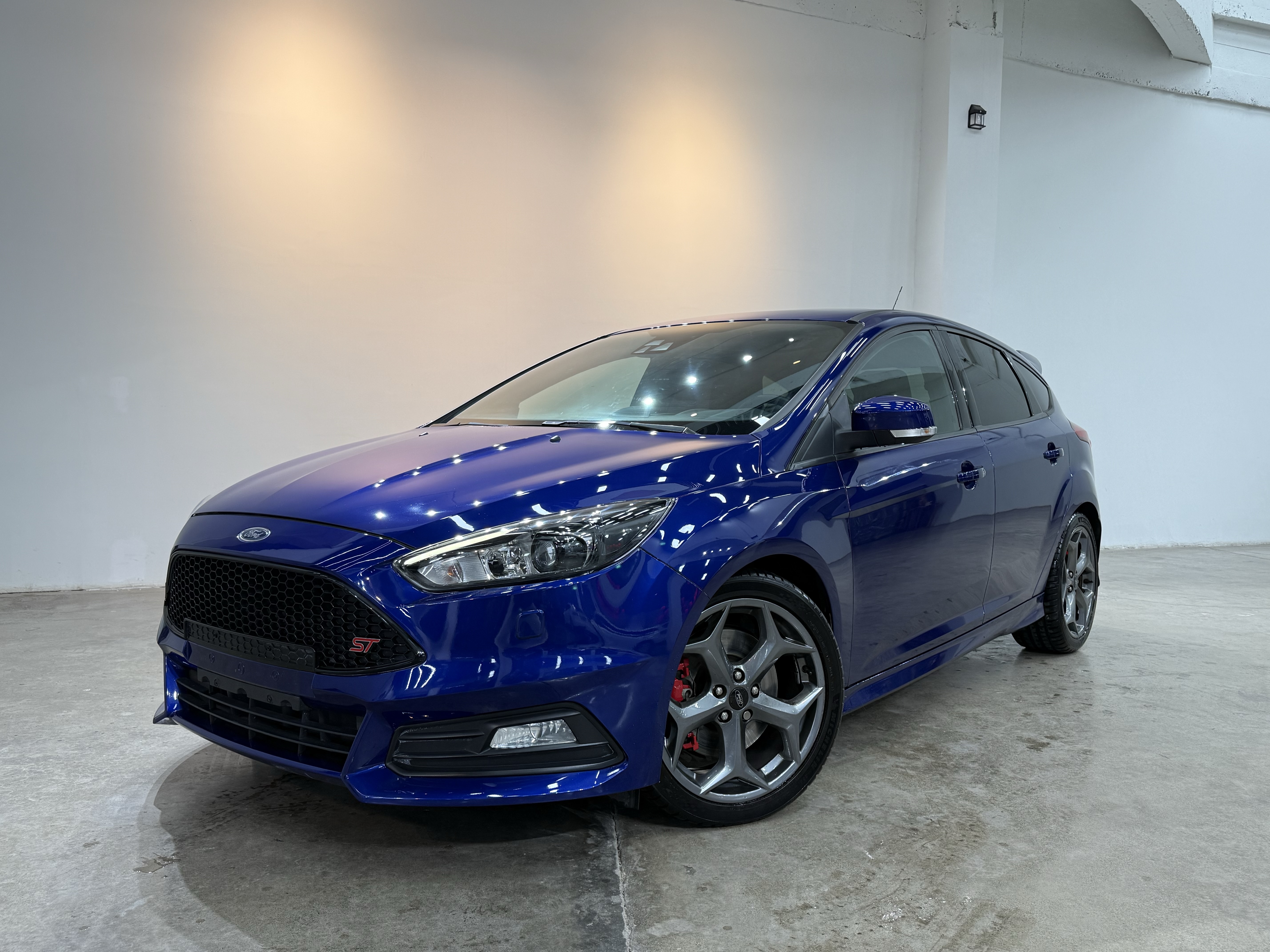 Ford Focus (Imported) 2017 Ford Focus (Imported) 2017 car image