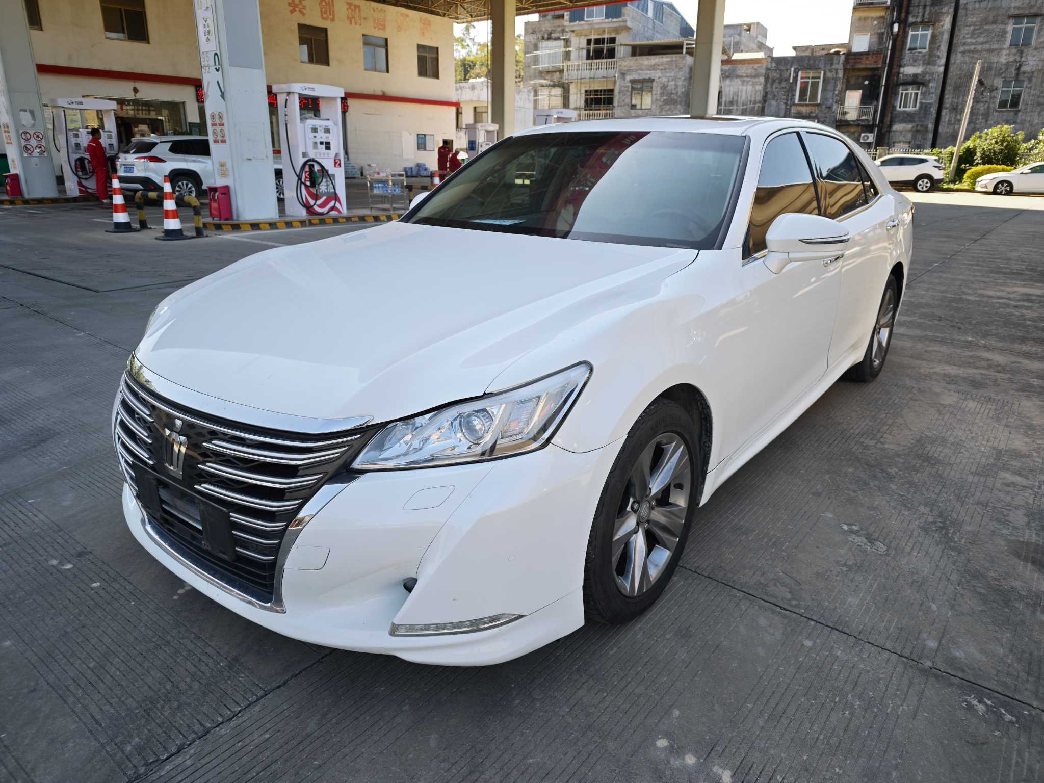 Toyota Crown 2016 Toyota Crown 2016 汽车图片