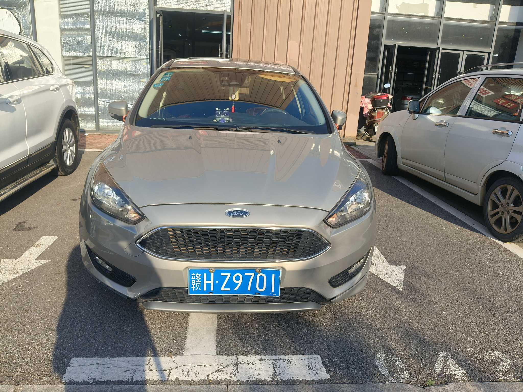 Ford Focus 2016 immagine di auto 