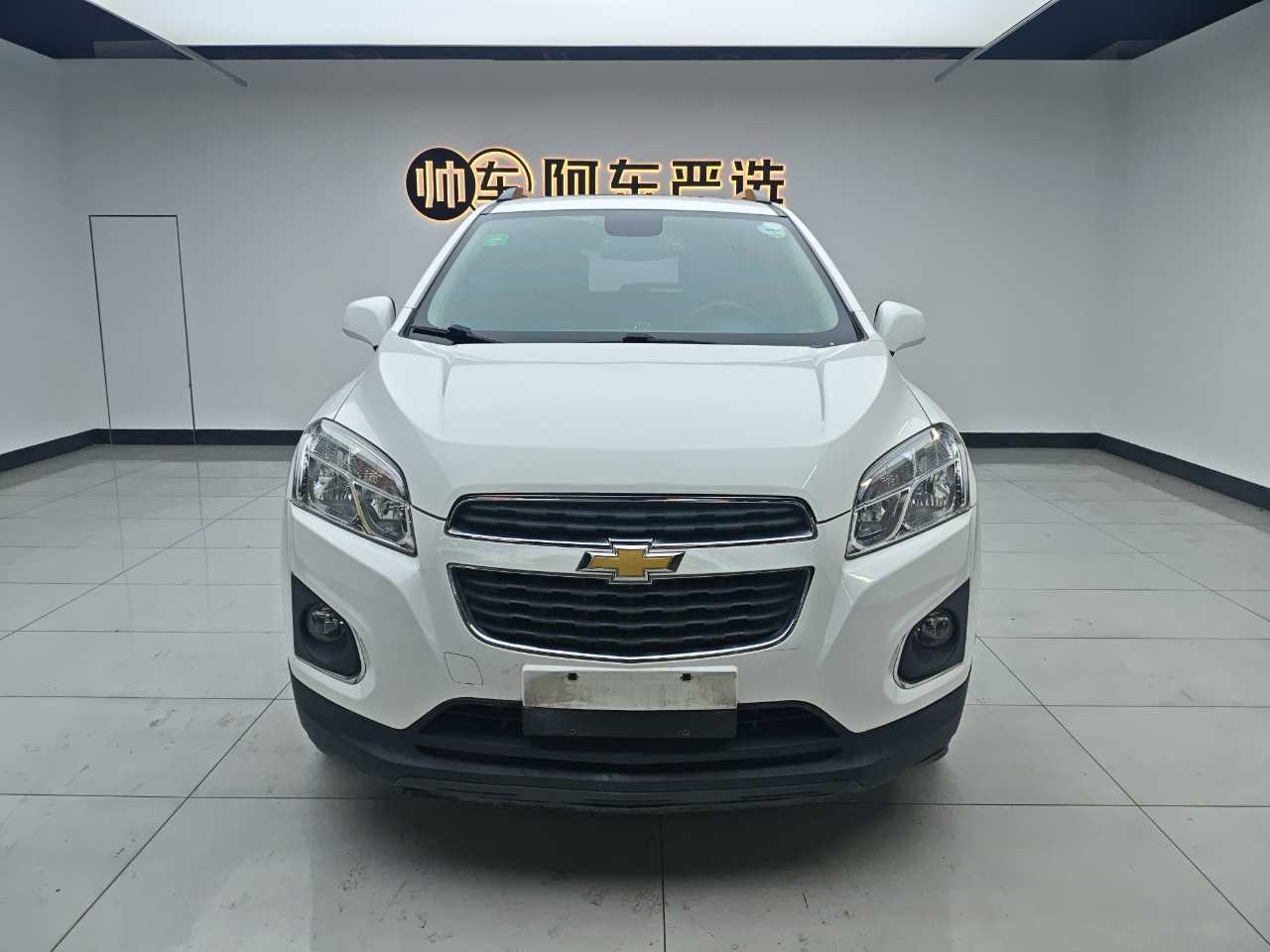 Chevrolet Tracker 2016 car image 
