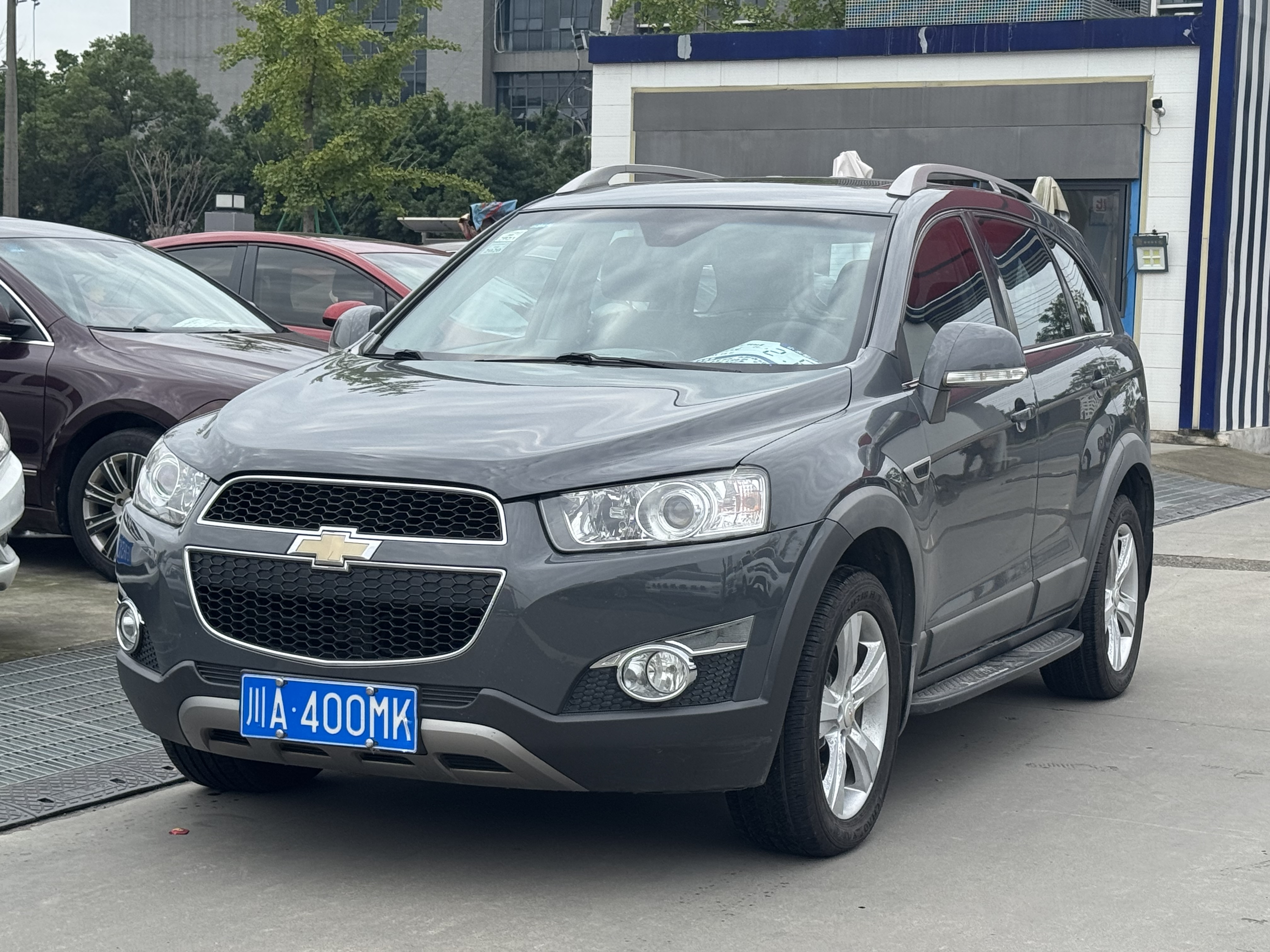 Chevrolet Captiva (Imported) 2011 car image 