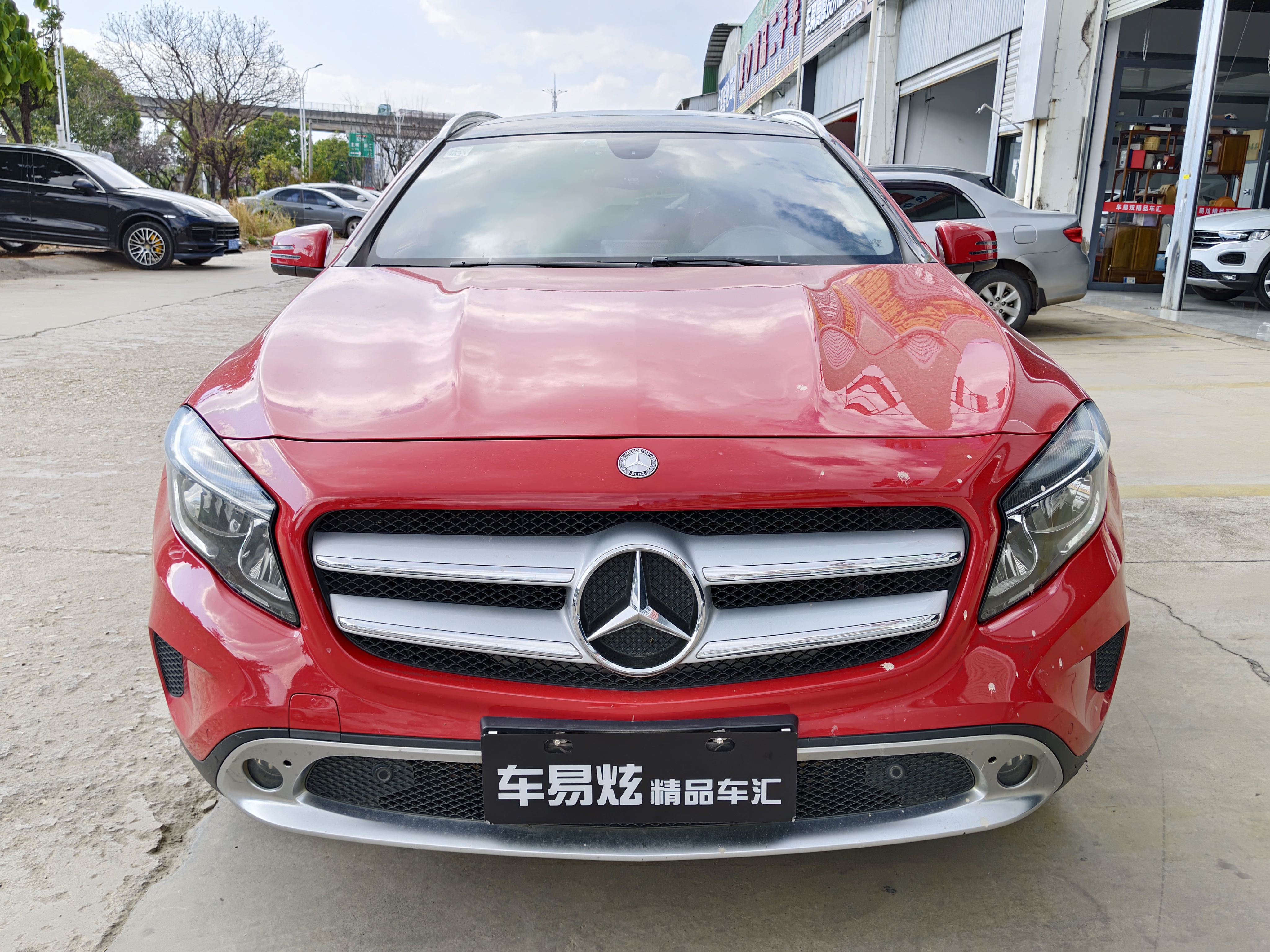 Mercedes-Benz GLA Class 2015 汽车图片 