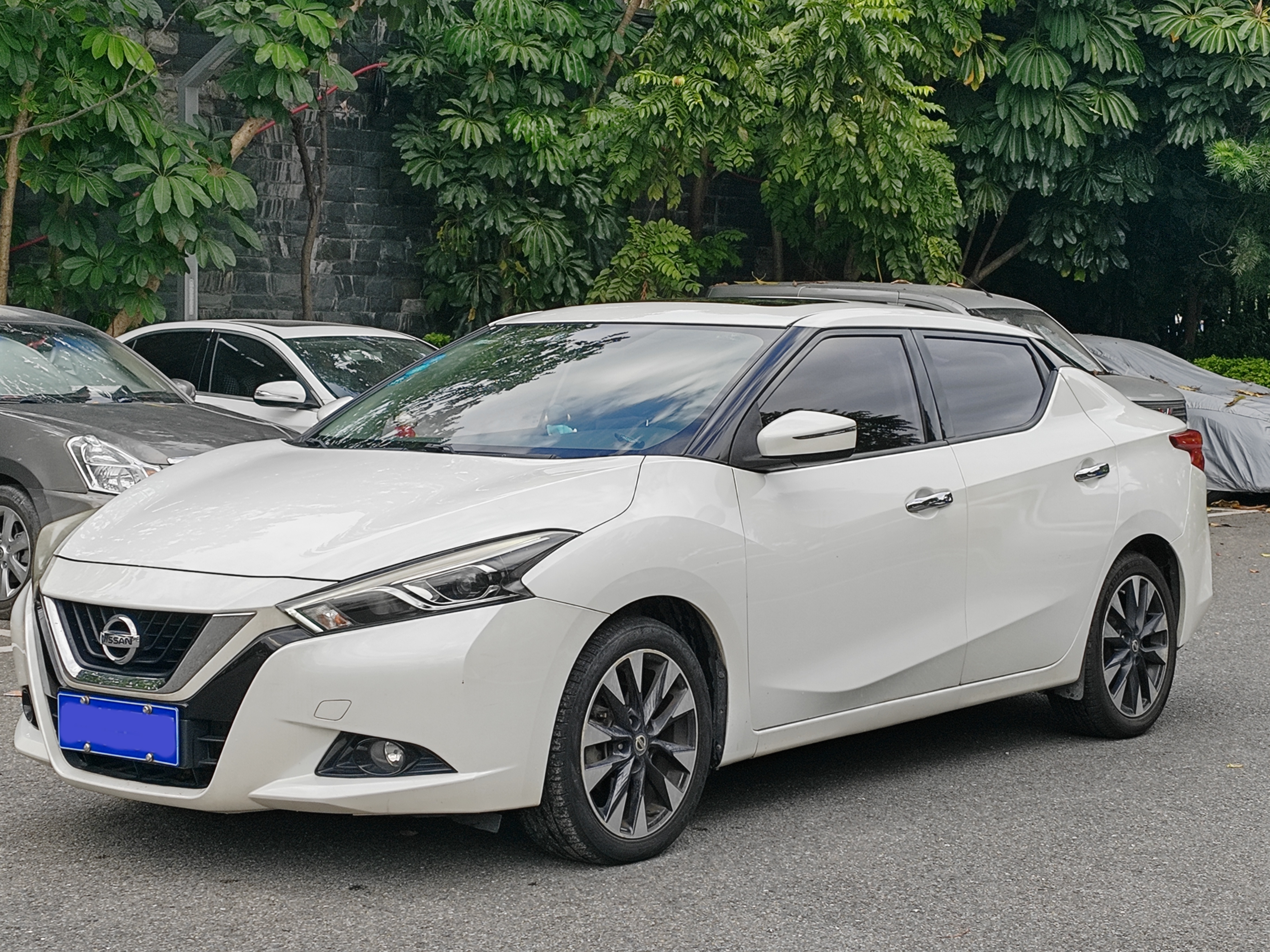 Nissan Lannia 2018 汽车图片 
