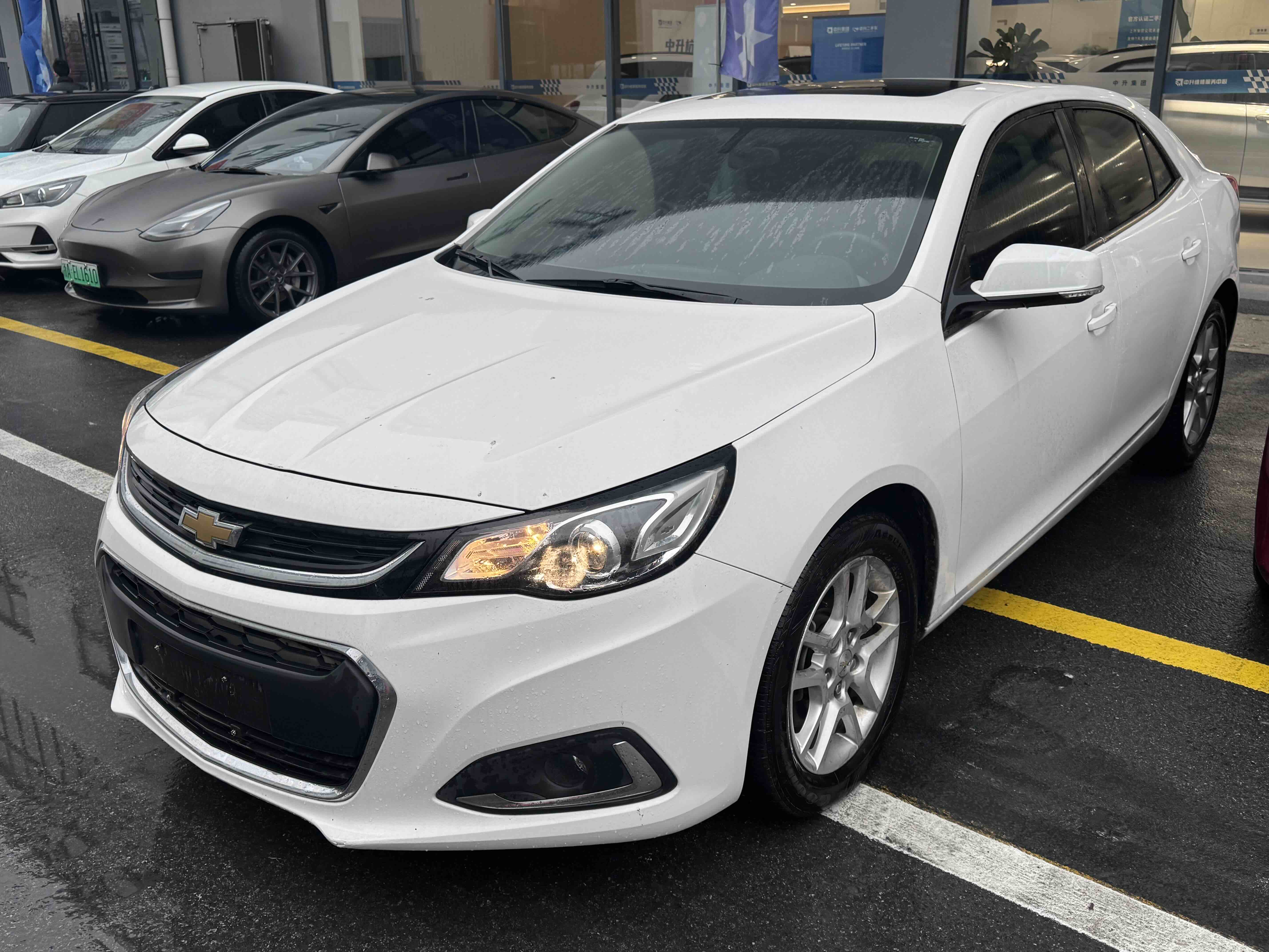Chevrolet Malibu 2015 car image 