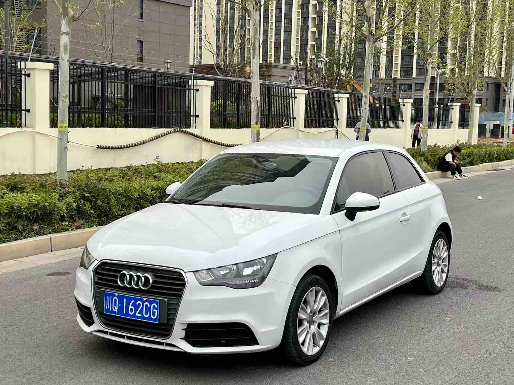 Audi A1 2015 汽车图片 