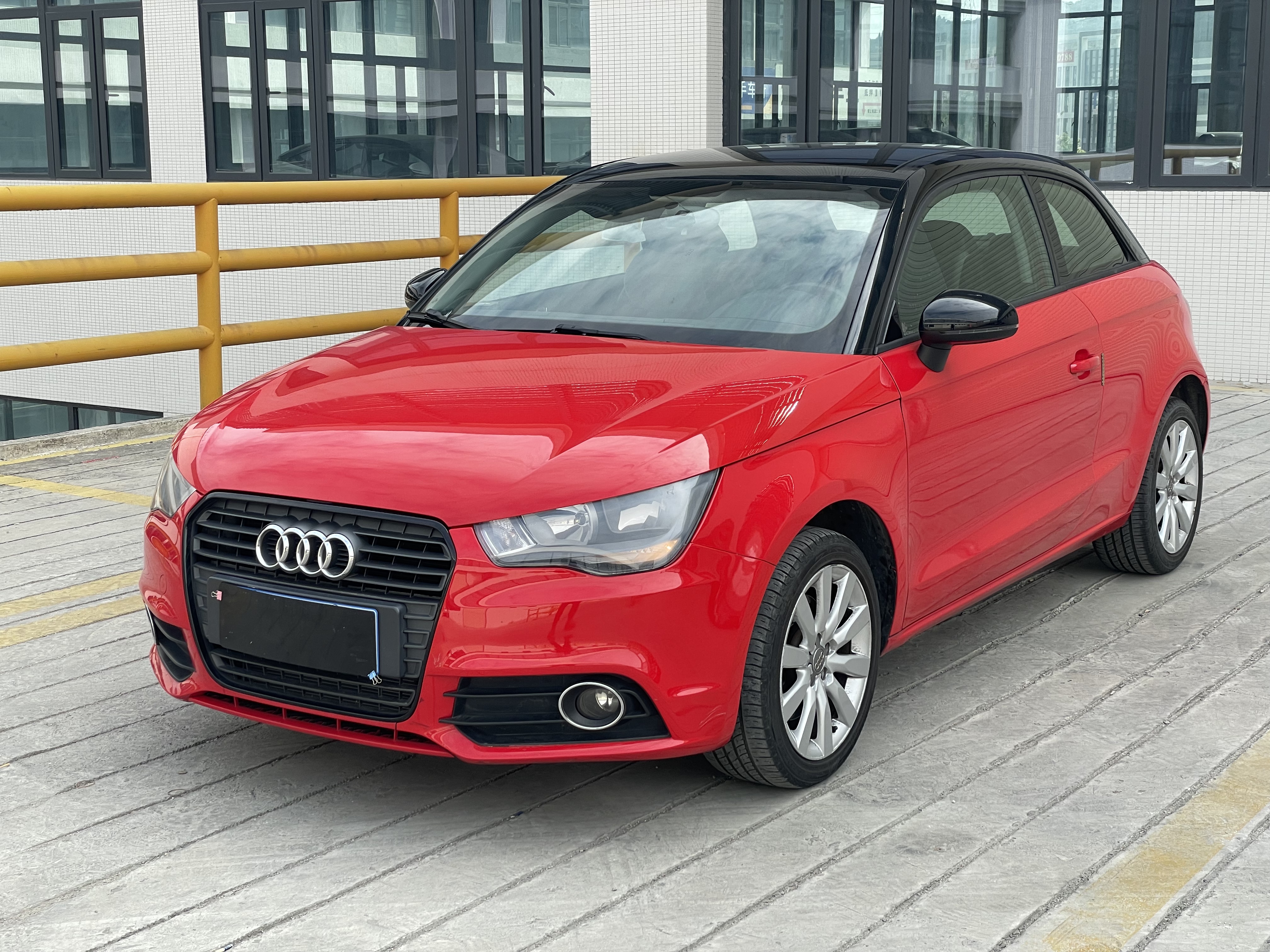 Audi A1 2012 car image 