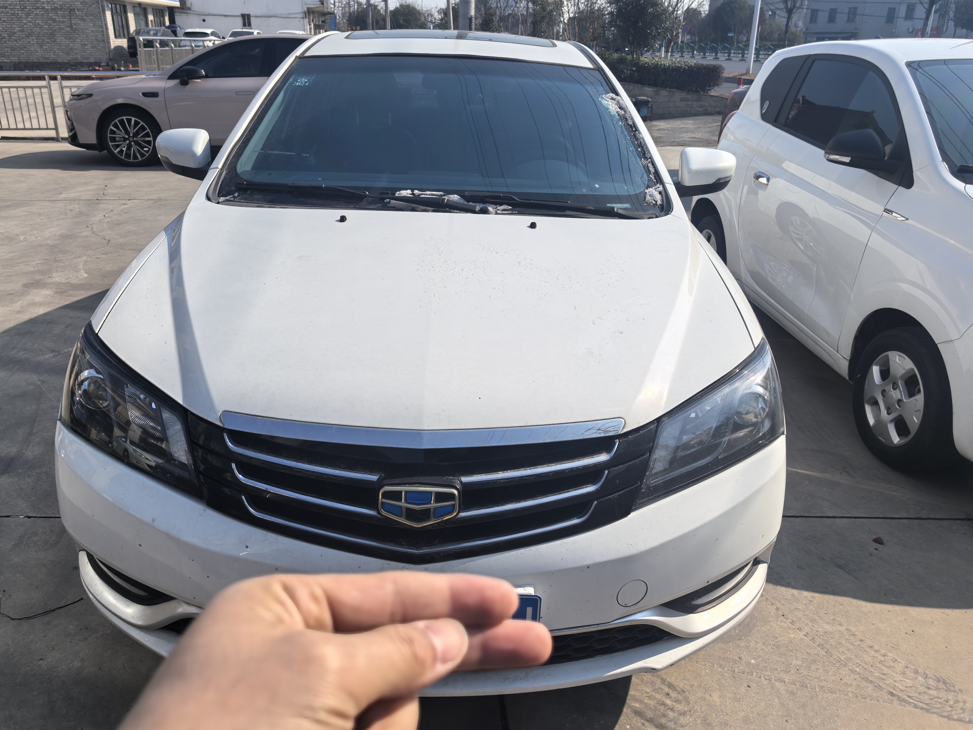 GEELY Emgrand 2016 car image 