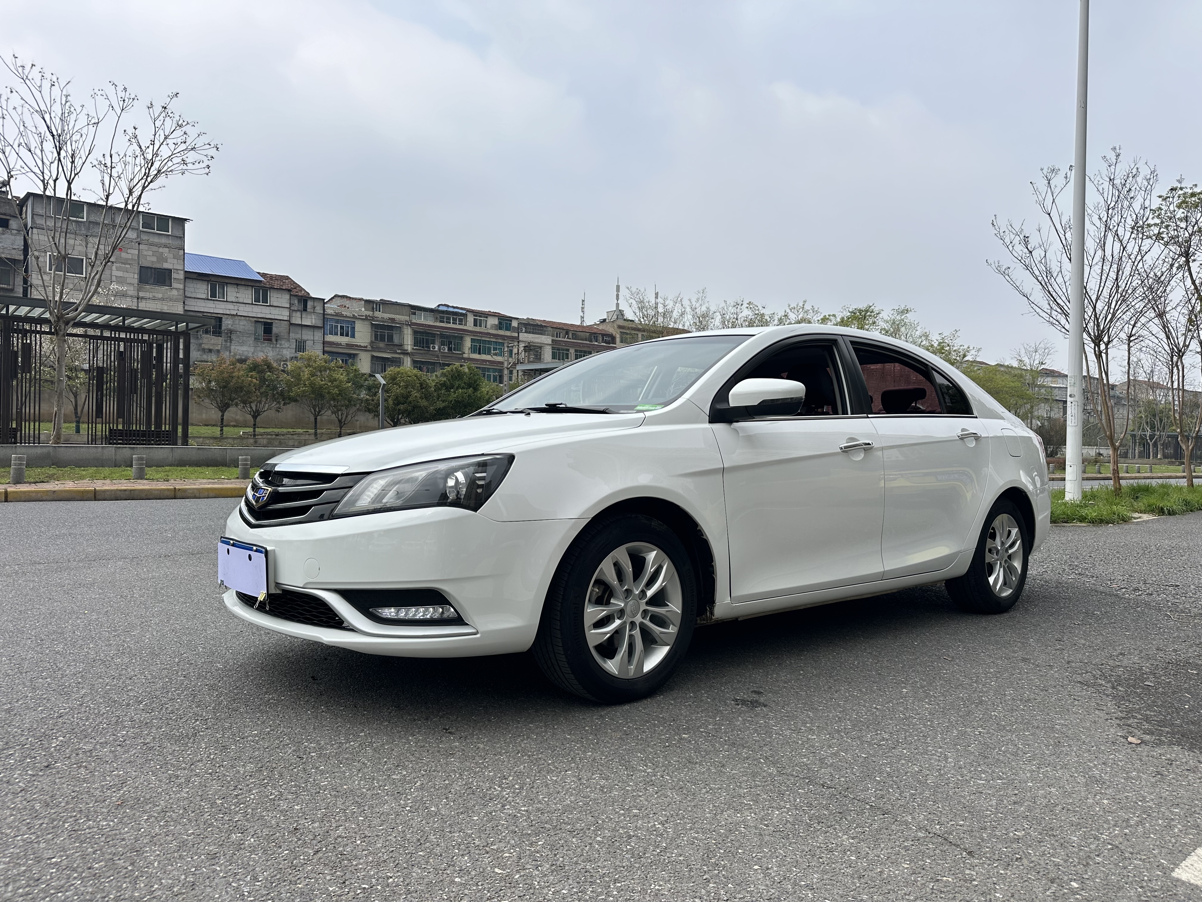 GEELY Emgrand 2016 GEELY Emgrand 2016 car image