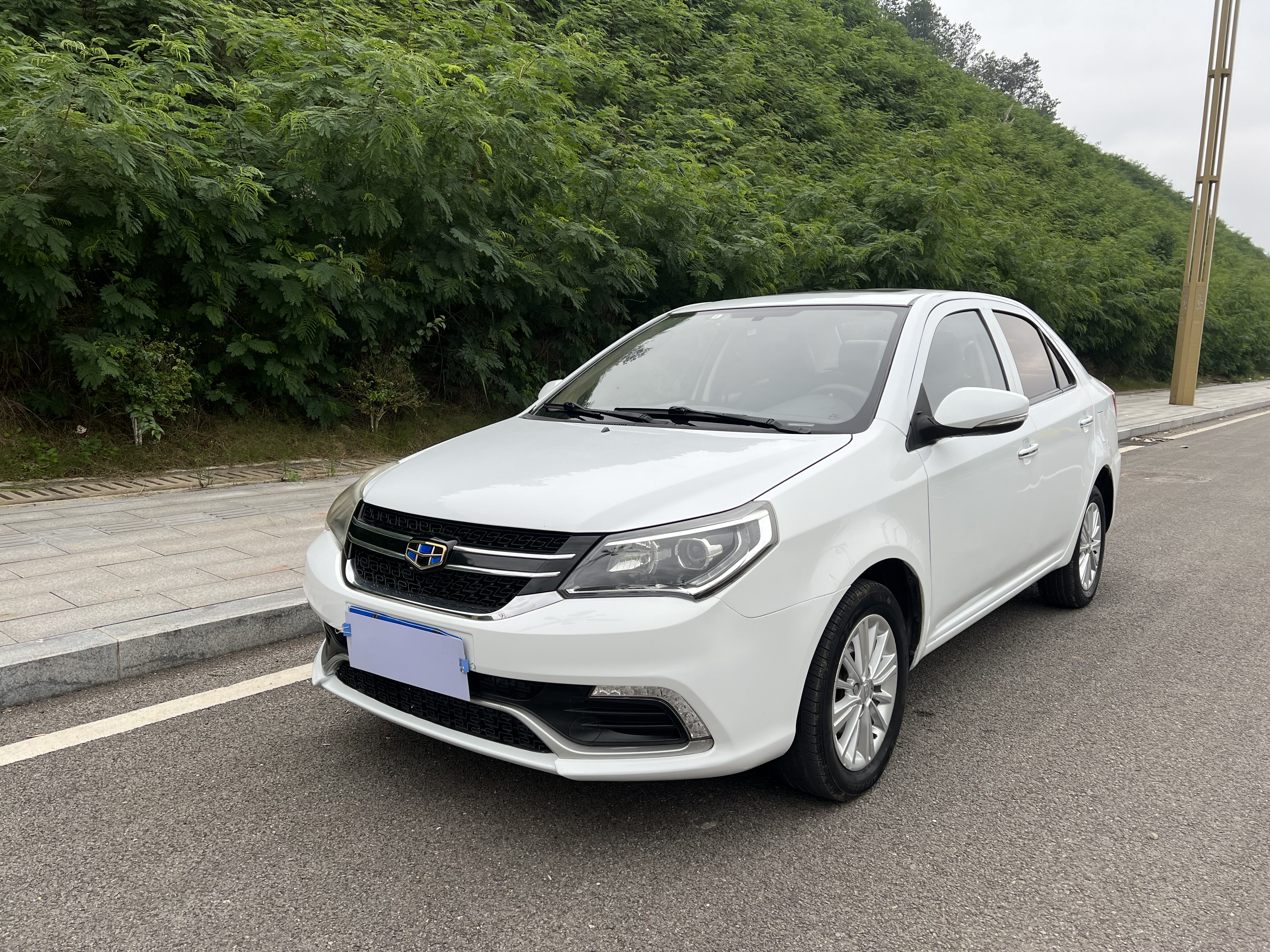 GEELY KingKong 2017 car image 