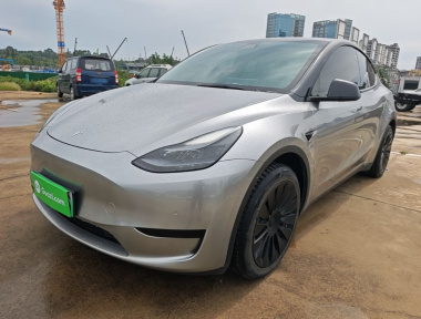Tesla Model Y 2023 Tesla Model Y 2023 immagine di auto