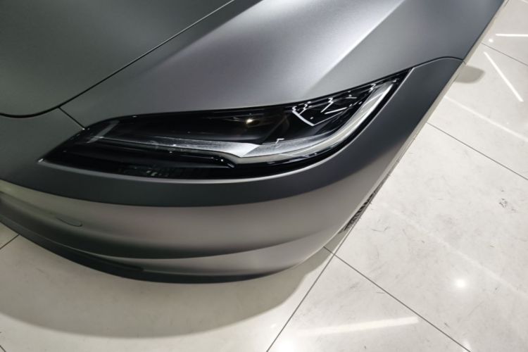 Tesla Model 3 2024 car image #28