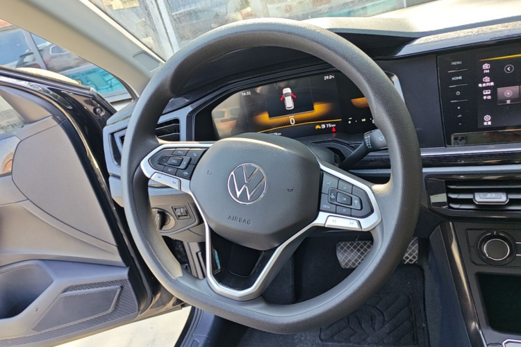 Volkswagen Lavida 2024 car image #11