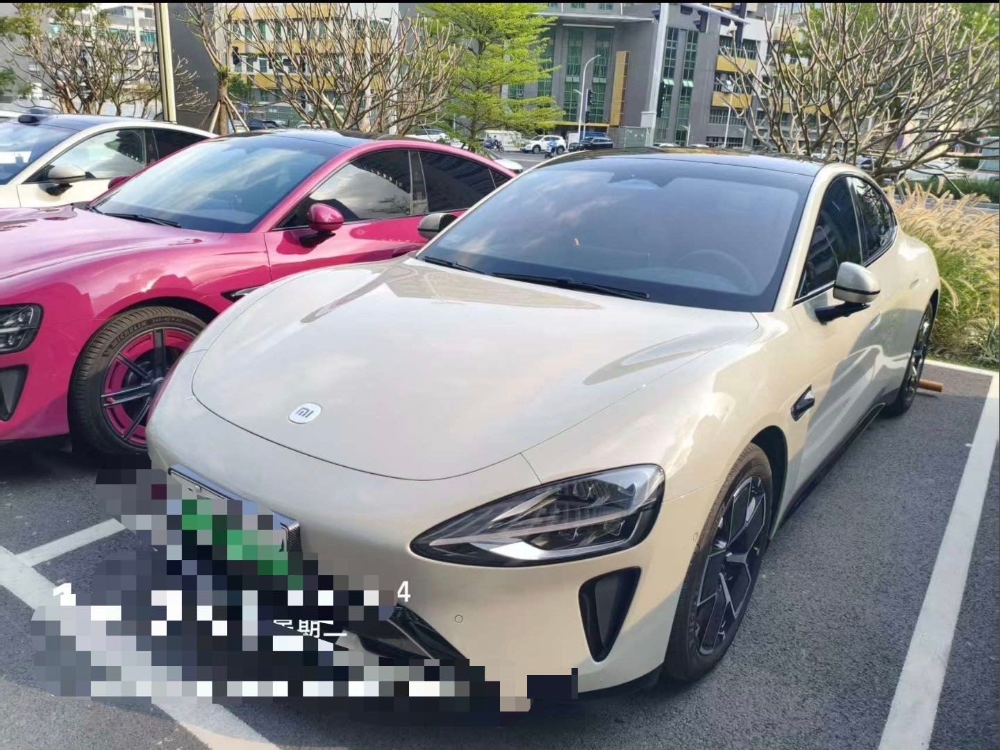MI SU7 2024 car image 