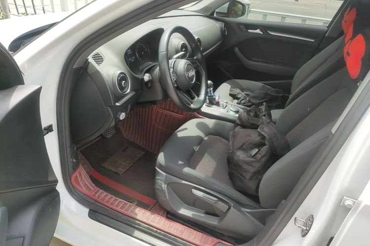 Audi A3 2018 صورة سيارة #17