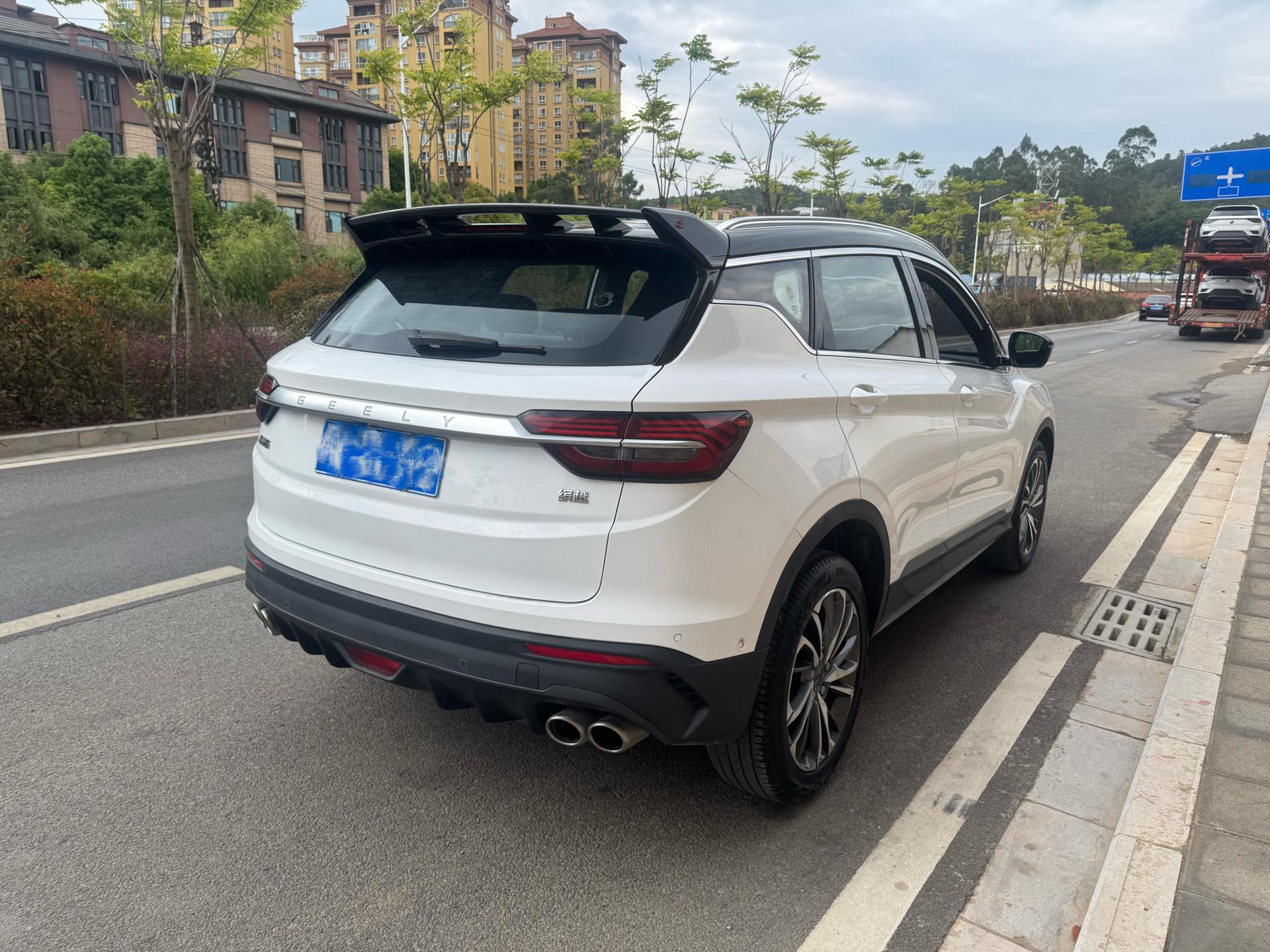 GEELY Coolray 2019 car image #10