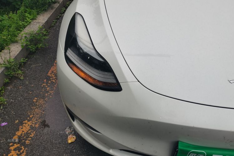 Tesla Model Y 2022 car image #8