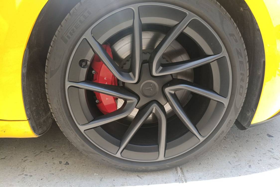 Tesla Model 3 2025 imagen de coche #9