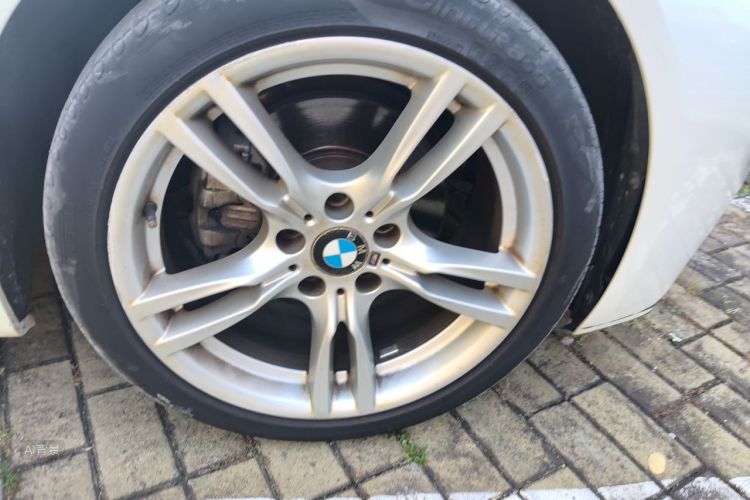 BMW 3 Series 2019 #9 BMW 3 Series 2019 car image #9