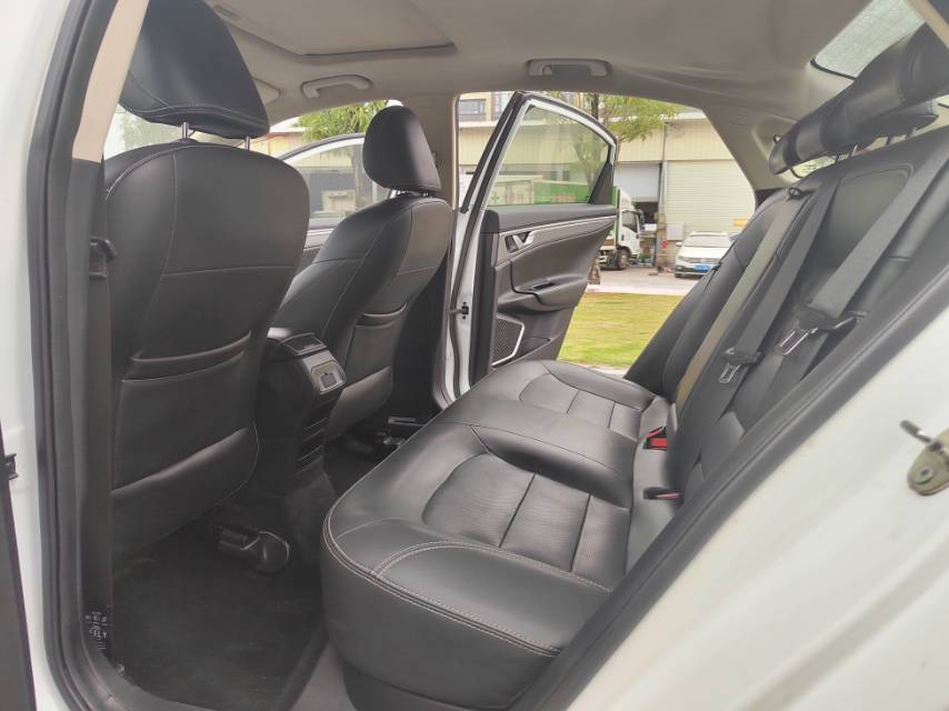 GEELY Emgrand GL 2018 #7 GEELY Emgrand GL 2018 image de voiture #7