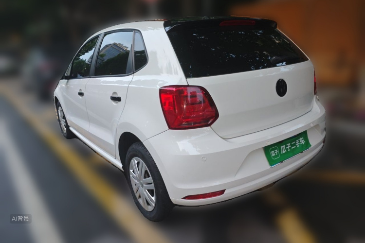 Volkswagen Polo 2019 car image #5