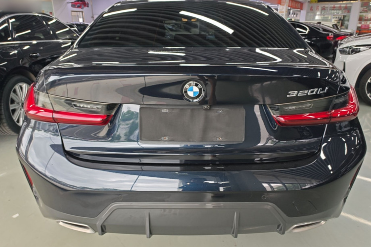 BMW 3 Series 2024 #6 BMW 3 Series 2024 car image #6