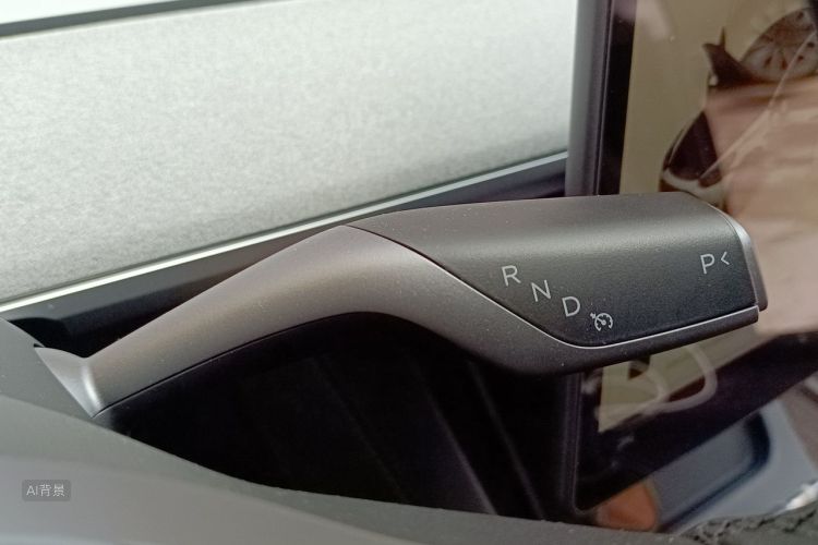 Tesla Model Y 2024 #16 Tesla Model Y 2024 car image #16