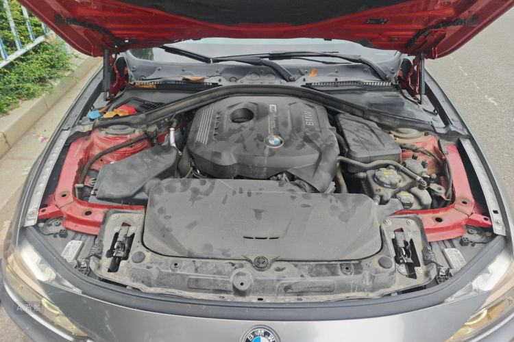BMW 3 Series 2018 #22 BMW 3 Series 2018 car image #22