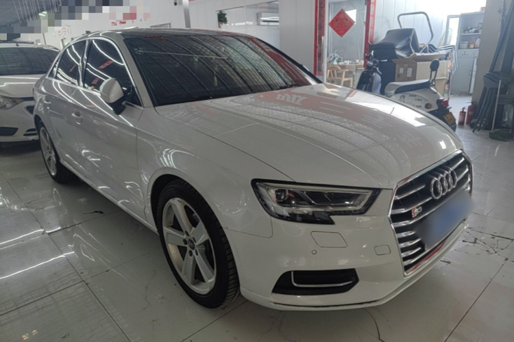 Audi A3 2020 car image #4