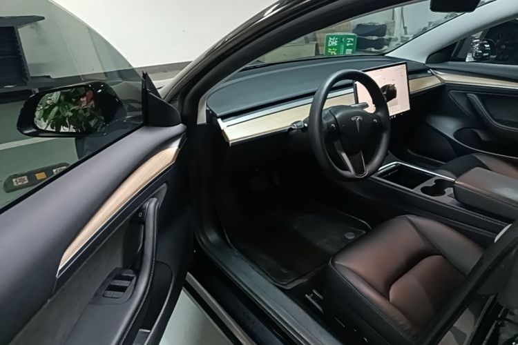 Tesla Model 3 2023 #16 Tesla Model 3 2023 car image #16