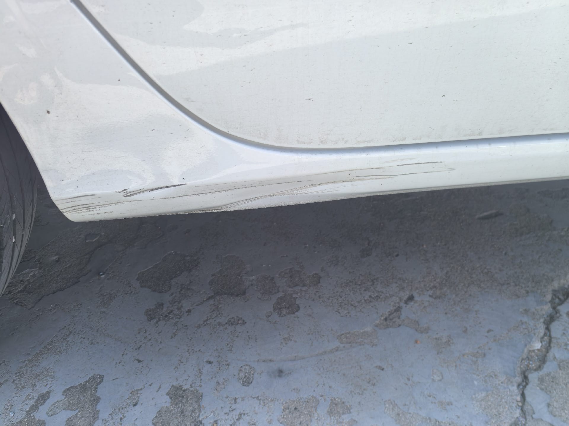 GEELY Emgrand 2024 car image #9