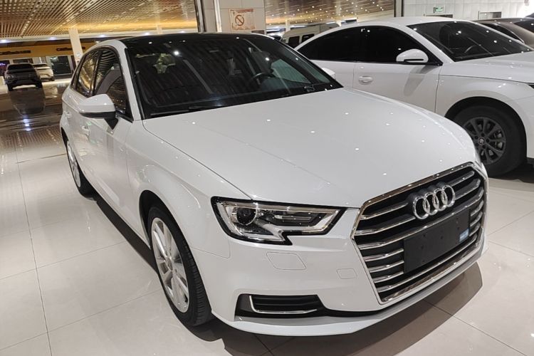 Audi A3 2020 car image #4