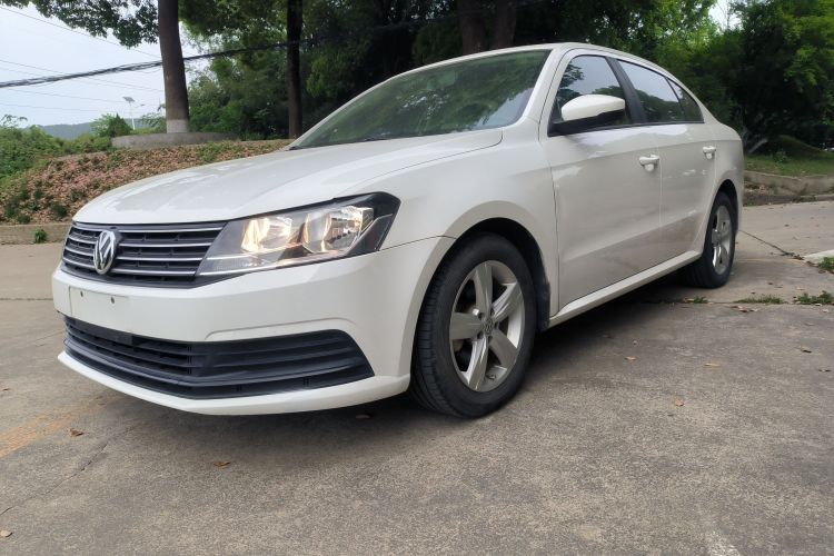 Volkswagen Lavida 2018 car image #2