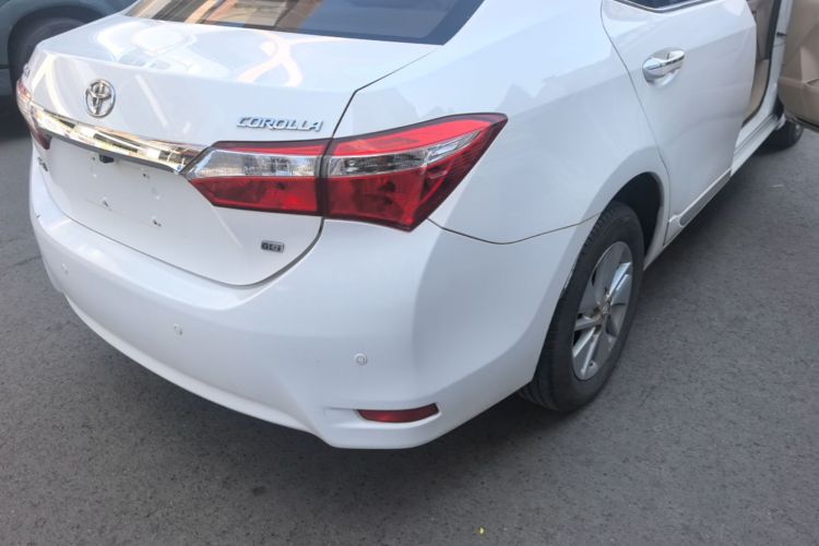 Toyota Corolla 2015 car image #8