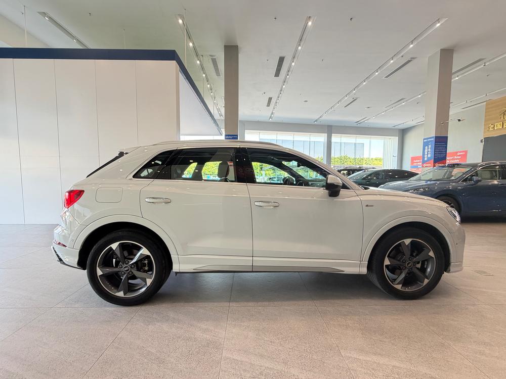 Audi Q3 2024 #7 Audi Q3 2024 car image #7