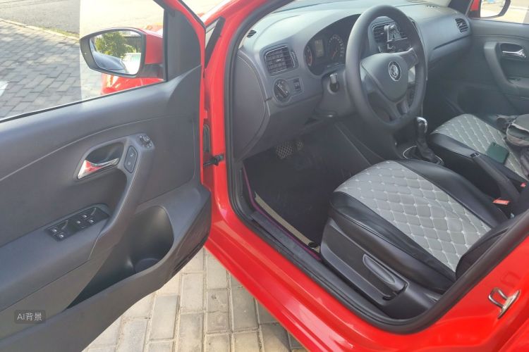 Volkswagen Polo 2017 car image #18