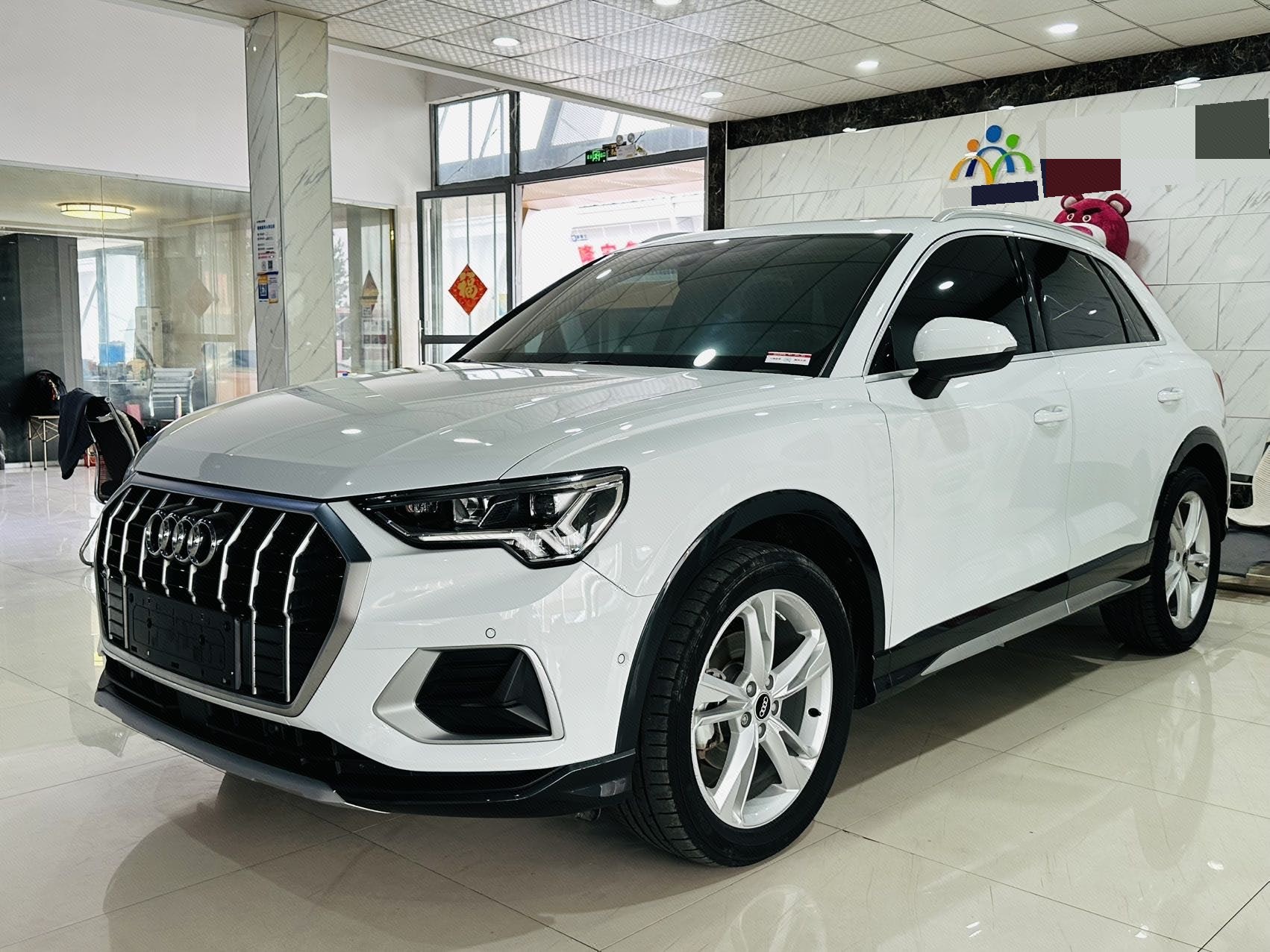 Audi Q3 2021 Audi Q3 2021 car image