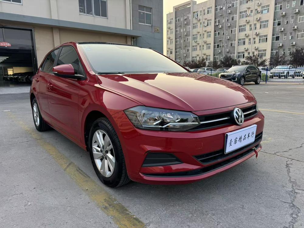 Volkswagen Polo 2020 car image #3
